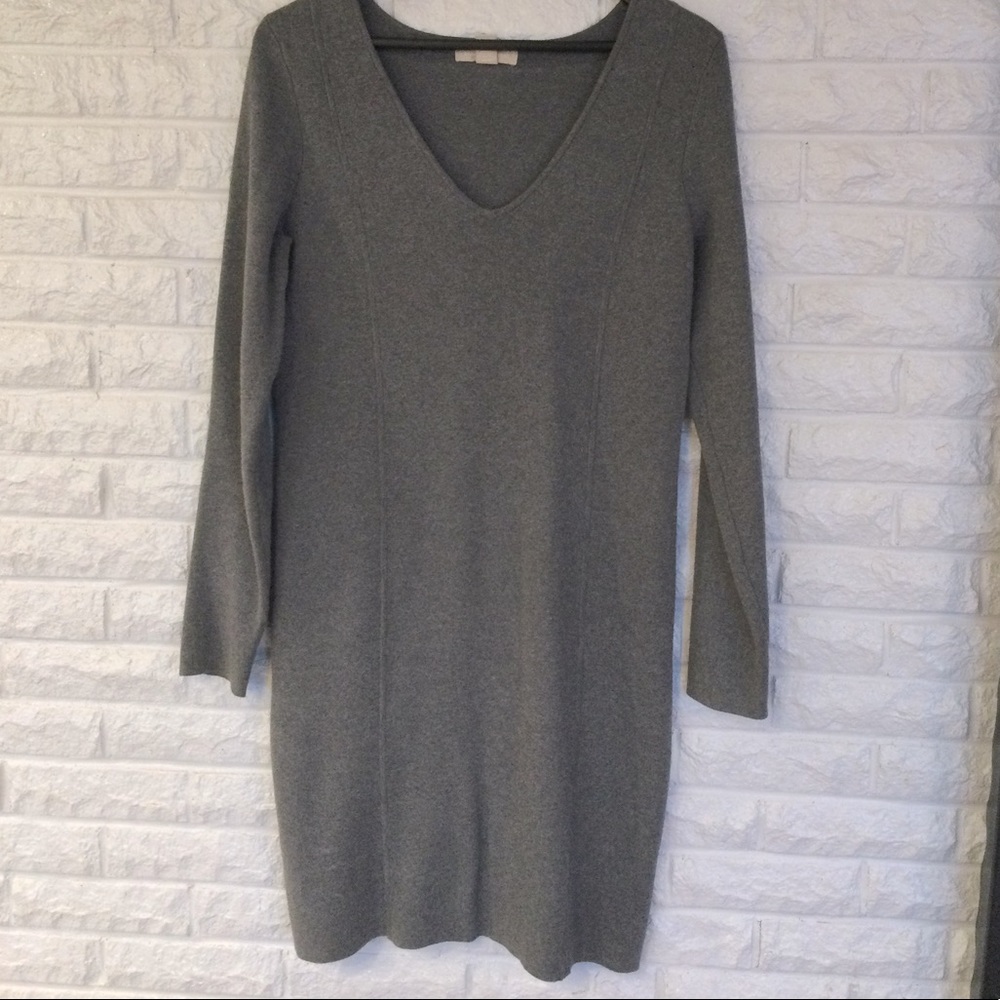 Banana Republic gray sweater dress